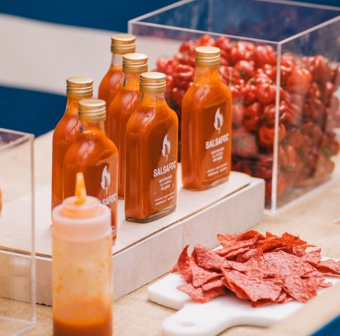 Van Van vuelve a la antigua fábrica Estrella Damm los días 1 y 2 de Abril con su versión más picante