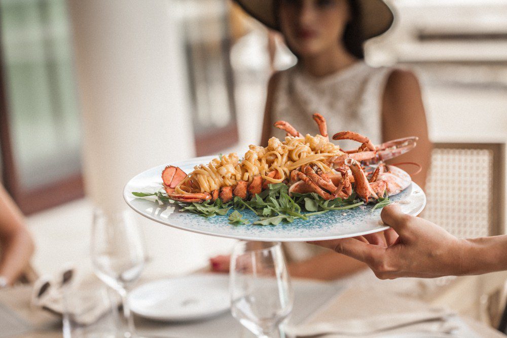 Dónde degustar un buen arroz con vistas al Mediterráneo
