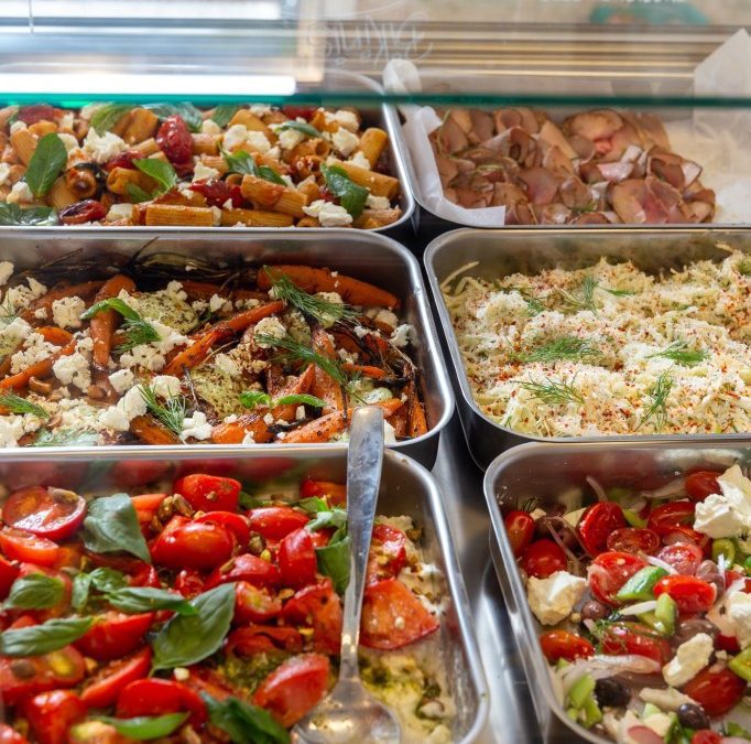 Oz Bakery abre su tercer local en Barcelona: pan, sabor y cocina para llevar con el sello de Ronit Stern