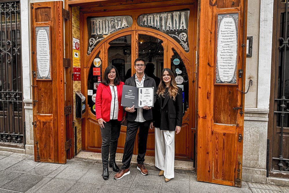 Casa Montaña obtiene la certificación UNE – Empresa Turísticamente Inteligente