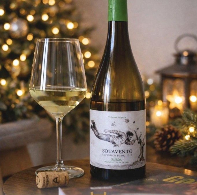 Cinco vinos blancos para regalar estas navidades