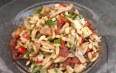 Ensalada Mediterránea con Risoni